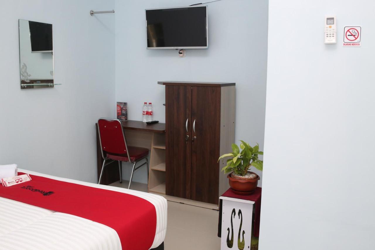 Reddoorz Syariah Near Suncity Mall Madiun Eksteriør billede