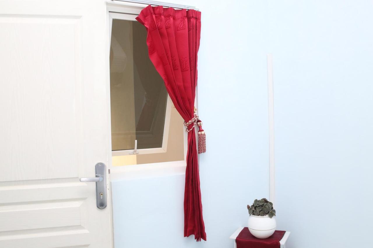 Reddoorz Syariah Near Suncity Mall Madiun Eksteriør billede
