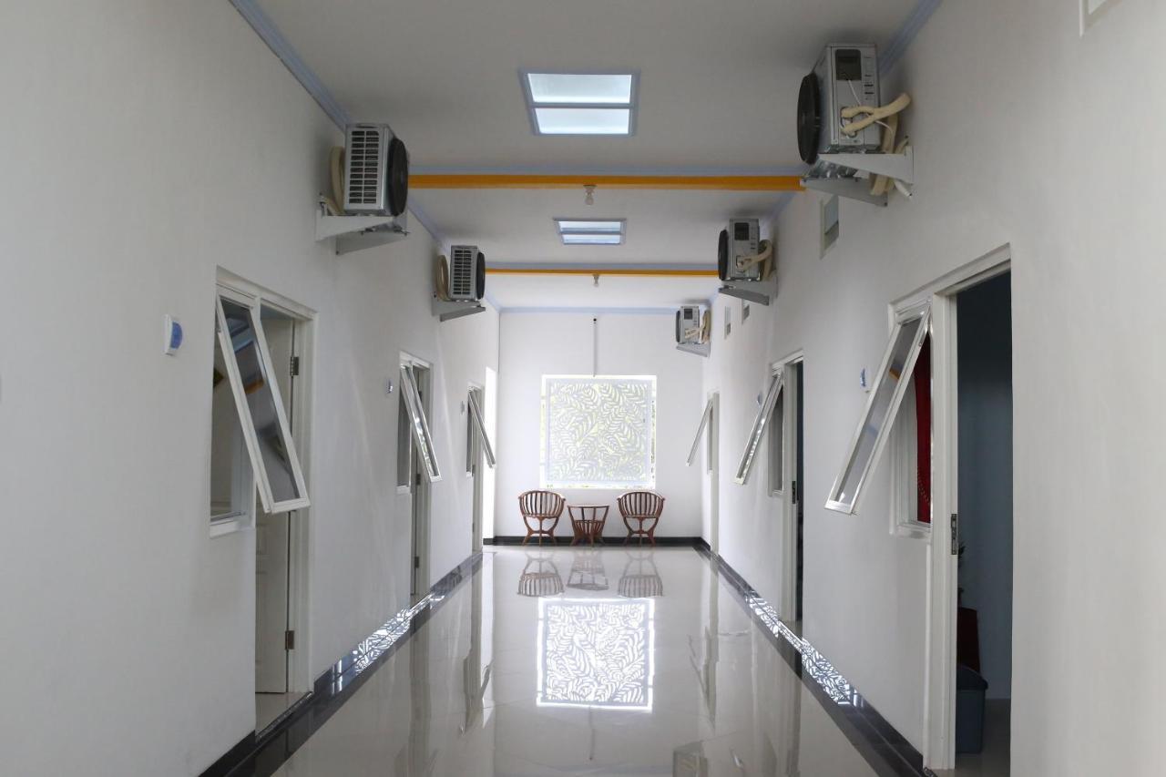 Reddoorz Syariah Near Suncity Mall Madiun Eksteriør billede