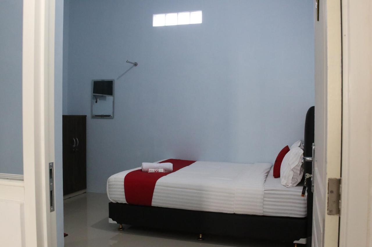 Reddoorz Syariah Near Suncity Mall Madiun Eksteriør billede