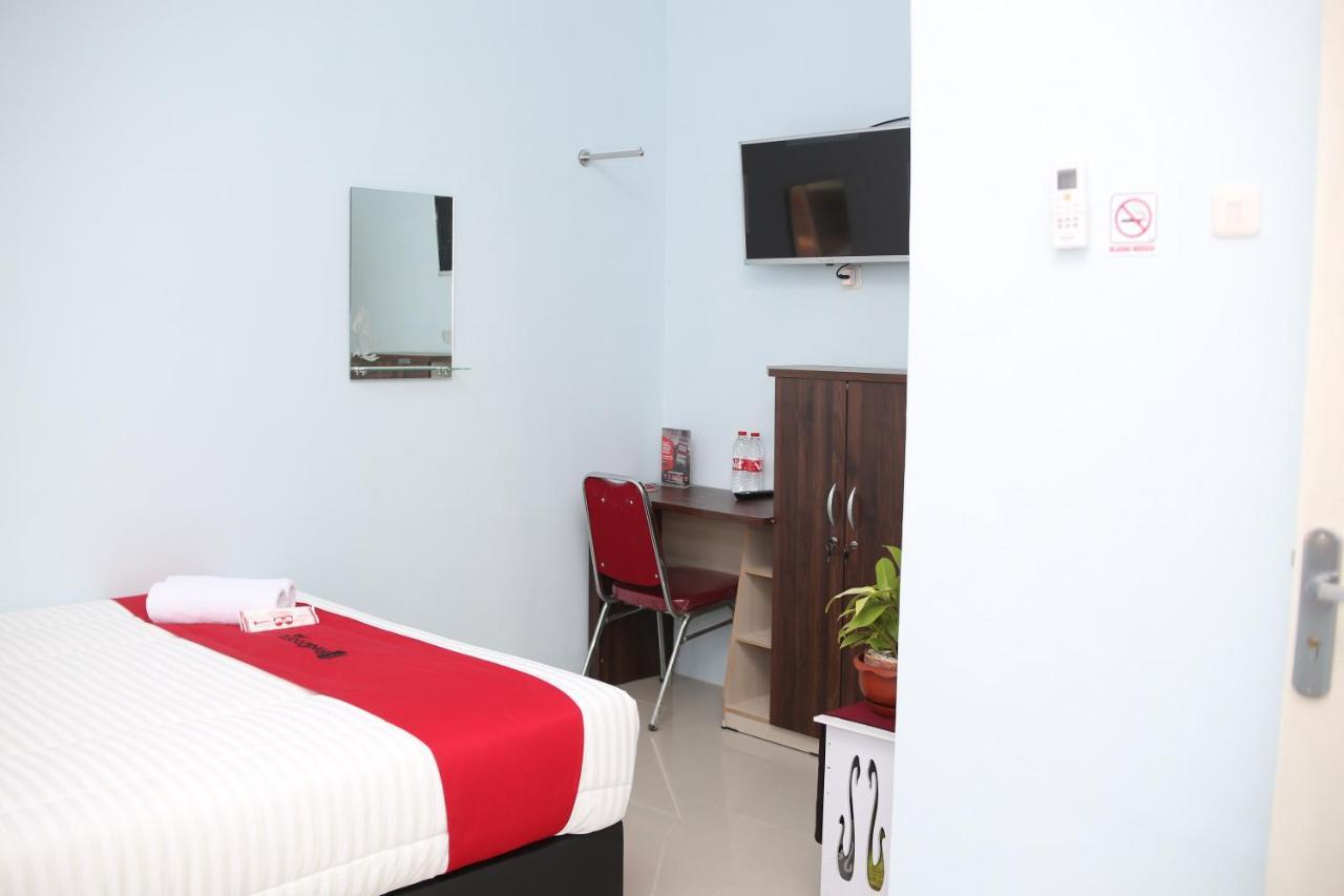 Reddoorz Syariah Near Suncity Mall Madiun Eksteriør billede