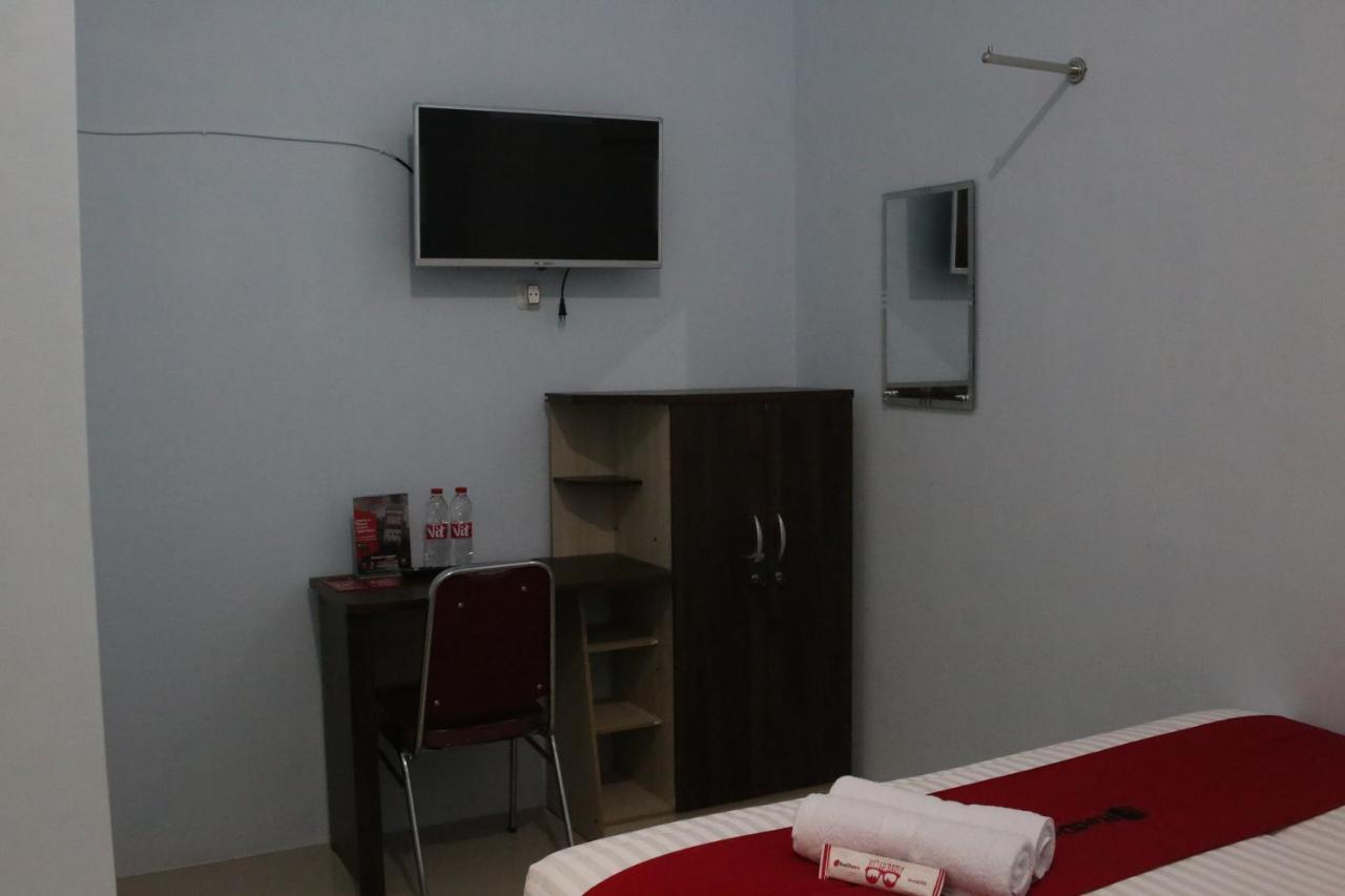 Reddoorz Syariah Near Suncity Mall Madiun Eksteriør billede